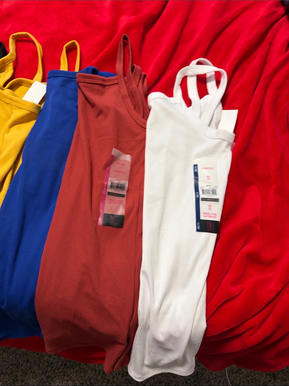 Assorted Ribbed Tank Top Lot - Multiple Colors - Picture 5 of 5